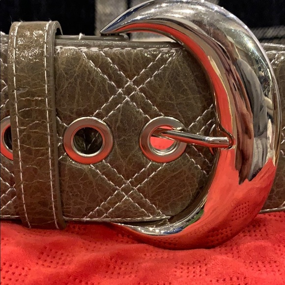 Oversized Chunky Belt - Picture 2 of 4